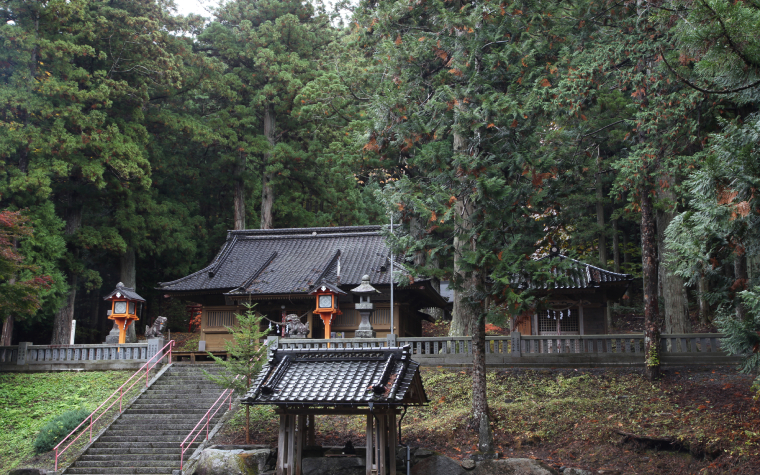 六神石神社