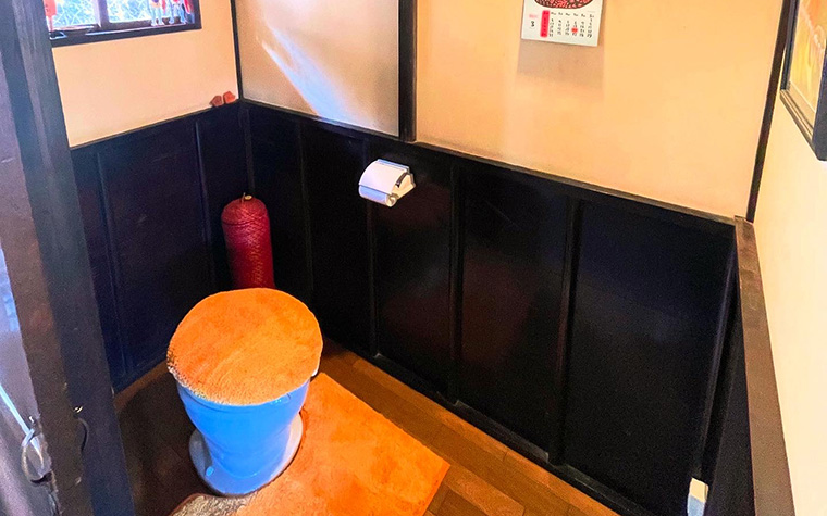 篭屋遠野（かごやとおの）