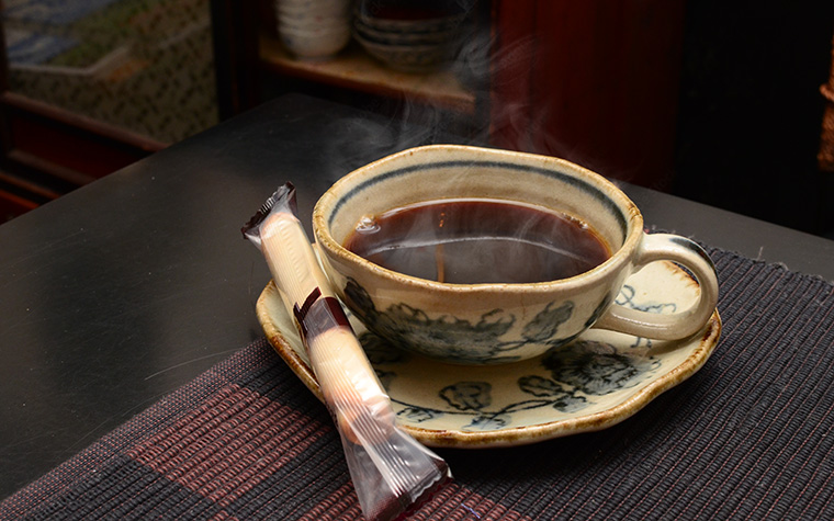 アクセサリー&cafe 詩季|看板メニュー「ブレンドコーヒー」