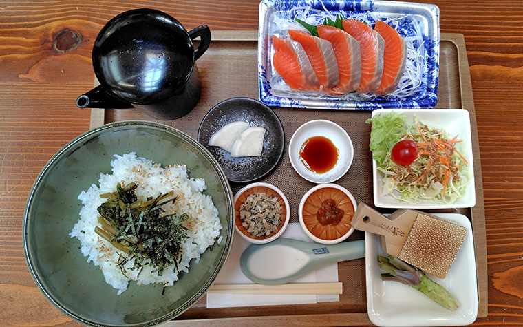 清流の極上わさびを求めて ―― 東北一の産地・遠野市宮守町で出会う「本物」の香りと物語